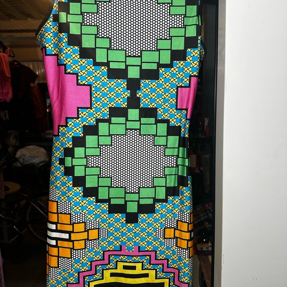 Colorful Geometric Print Dress - Picture 2 of 4